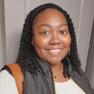 Meet your Posher, Lashaunda